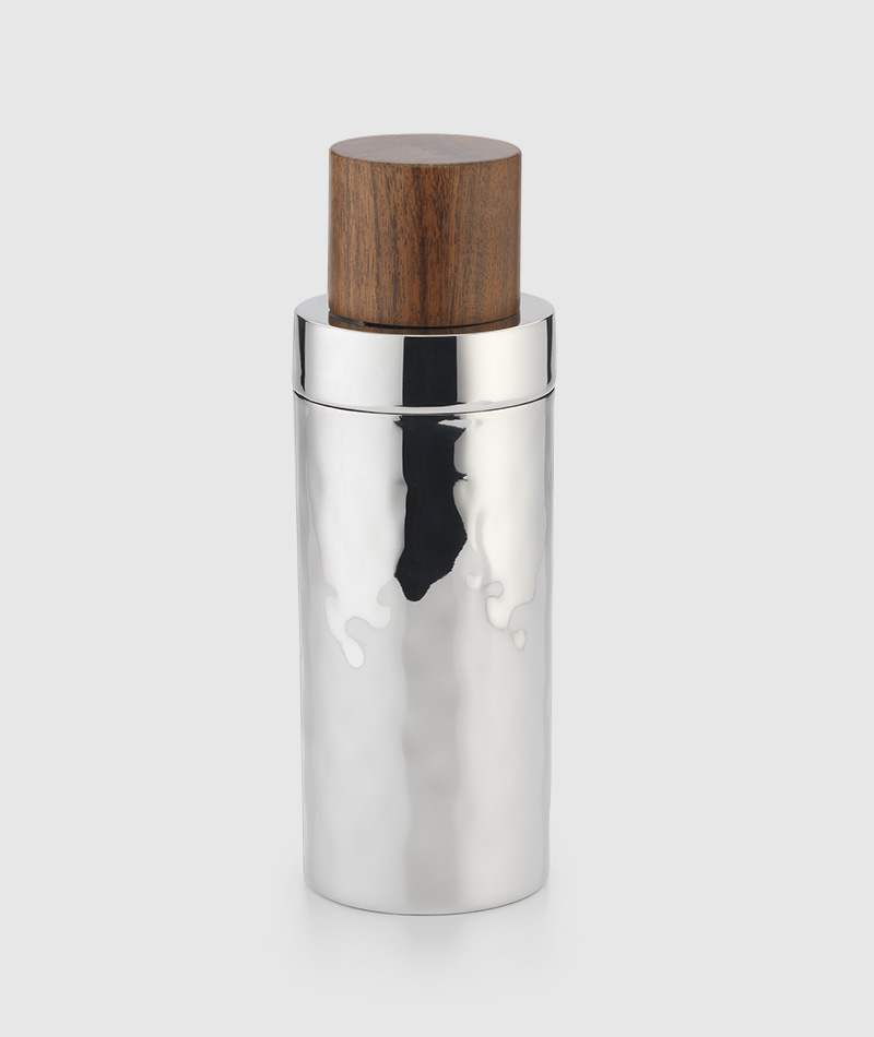Mary Jurek Sierra Cocktail Shaker w/Wood Lid 9½"
