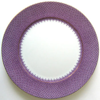 Mottahedeh Lace Service Plate Plum 12" D