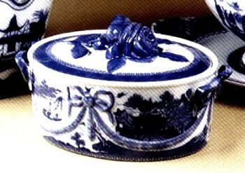 Mottahedeh Blue Canton Casserole 10"L x 5"W - Image 2