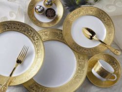 Robert Haviland & C. Parlon Versailles Gold Five Piece Place Setting