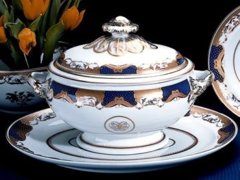 Mottahedeh Golden Butterfly Tureen 4 QT
