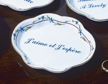 Mottahedeh J'aime et J'espere Verse Tray 4.5'L - Image 2