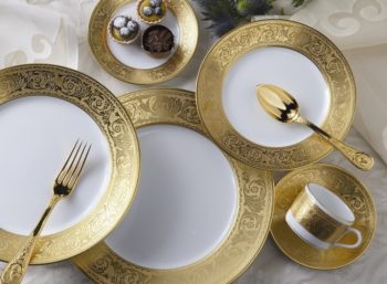 Robert Haviland & C. Parlon Versailles Gold Oval Platter 14"L