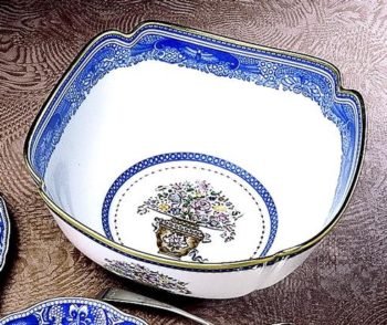 Mottahedeh Mandarin Bouquet Square Bowl 10.25"