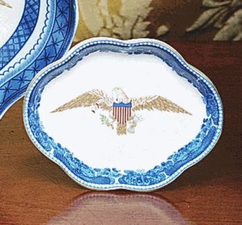 Mottahedeh Diplomatic Eagle Lobed Tray 4.6"L