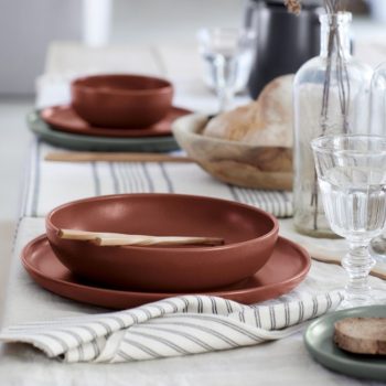 Casafina Pacifica 18 Piece Set Cayenne