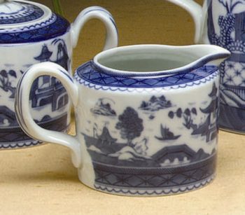 Mottahedeh Blue Canton Creamer 3.5"H - Image 2