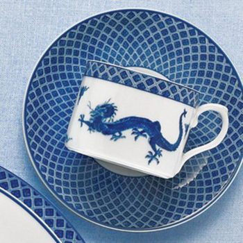 Mottahedeh Blue Dragon Can Cup and Saucer - Image 2