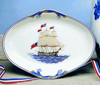Mottahedeh American Ships Constitution Oval Tray 7"