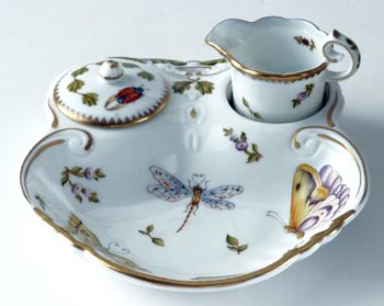 Anna Weatherley Spring in Budapest Berry Dish 7.5"