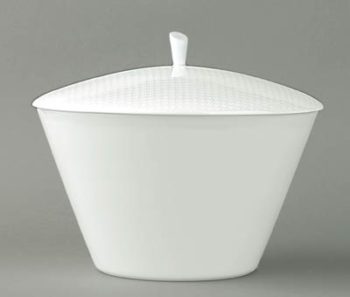 Raynaud Checks Covered Vegetable Dish 7.1", 43.4 oz.