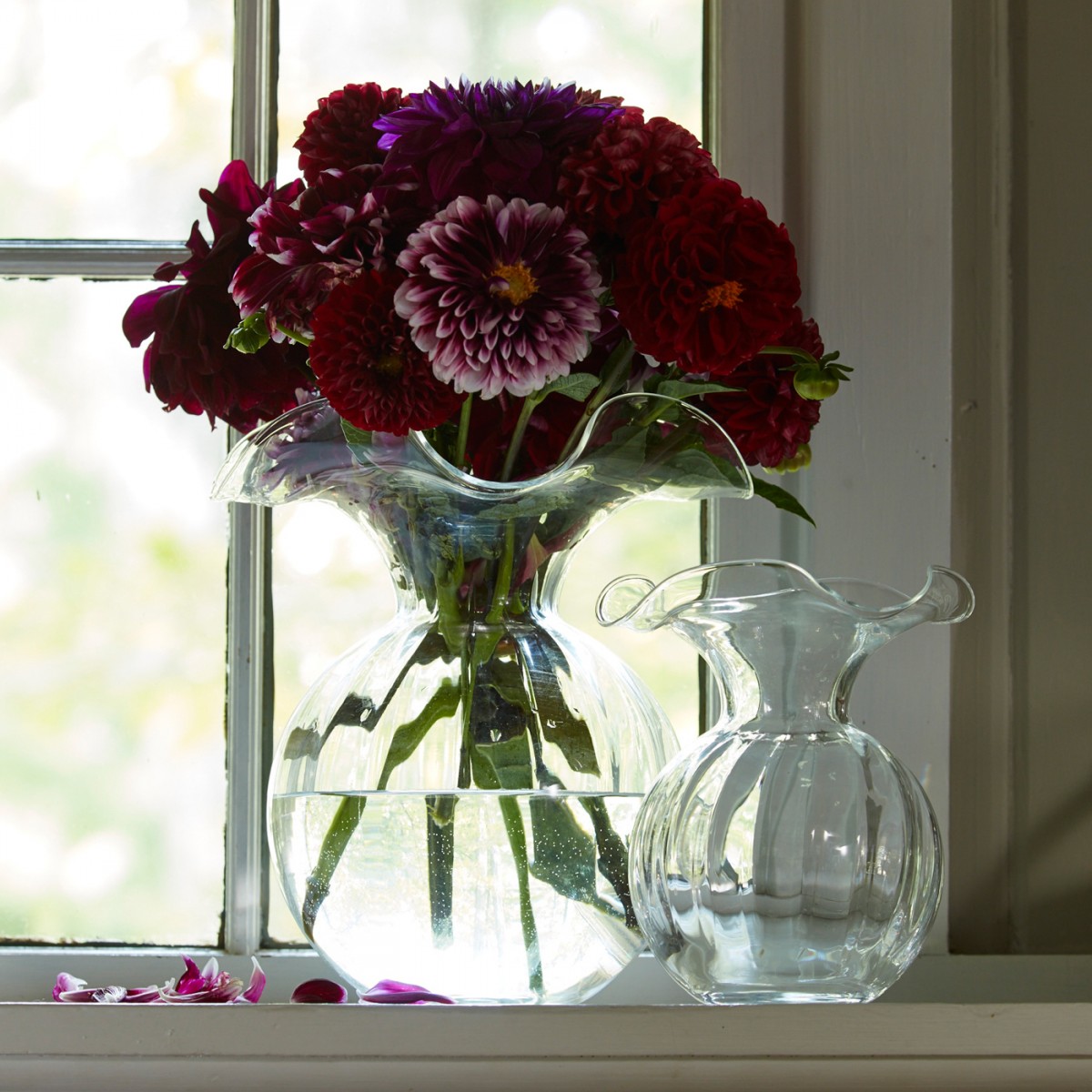 Vietri Hibiscus Средняя рифленая ваза