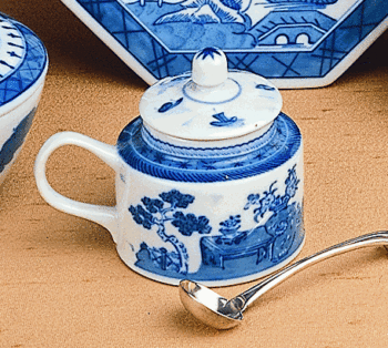 Mottahedeh Blue Canton Mustard Pot 2.75"H