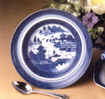 Mottahedeh Blue Canton Rim Soup Plate 9.25"D