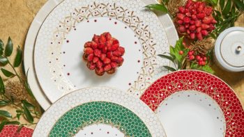 Bernardaud Noel Oval Platter 15"L - Image 2