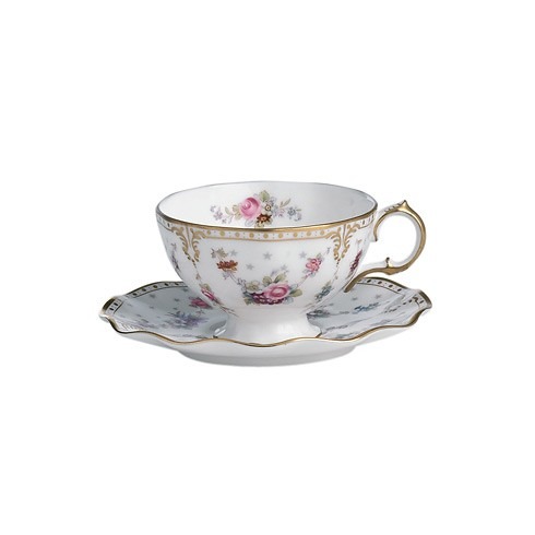 Royal Crown Porcelain Tea Cup & Saucer Set Intricate Floral Design 