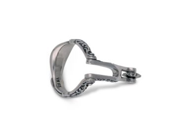 Vagabond House Spurs Napkin Ring - Image 2