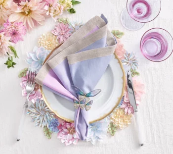Kim Seybert Flutter Napkin Ring - Set of 4 in Gift Box - Image 4