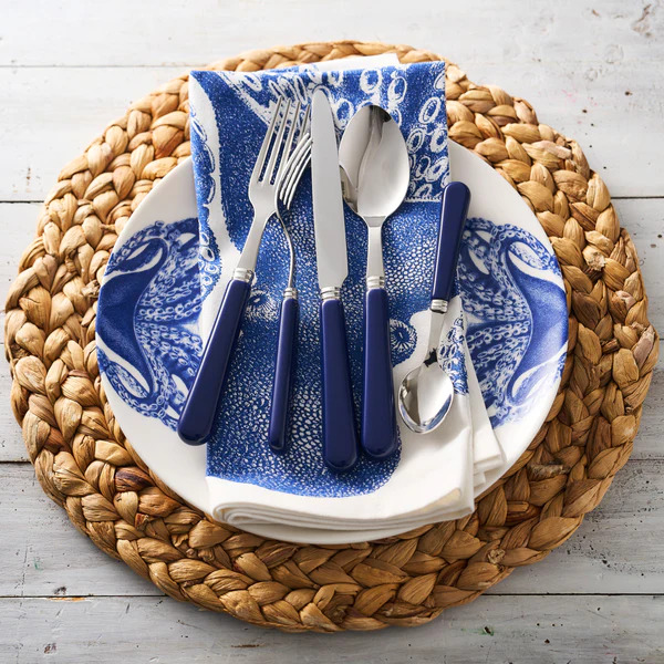 thumbnail image 2 of Caspari Green And Blue Salad & Dessert Plates - 8-Inch, 8 Plates Per Pack, Disposable Elegance 2 of 10