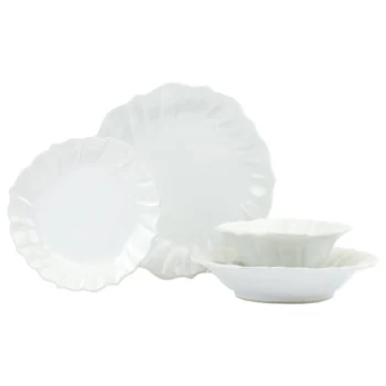Vietri Incanto Stone White Ruffle 4-Piece Place Setting