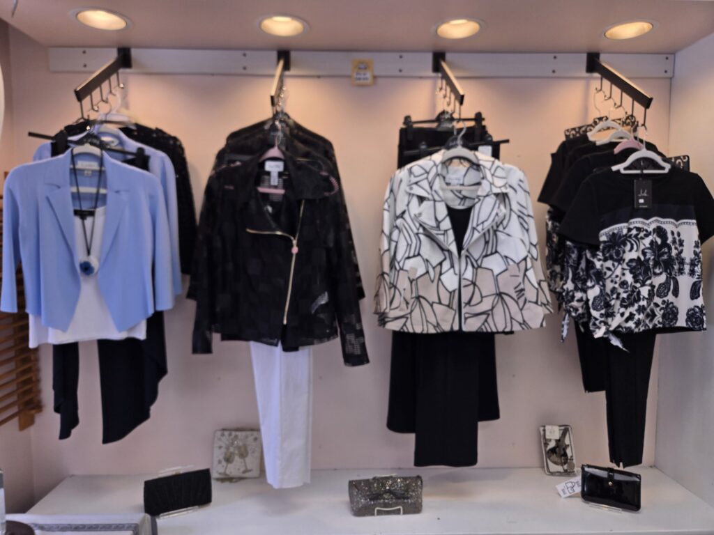 Women's Clothing at The Pink Daisy